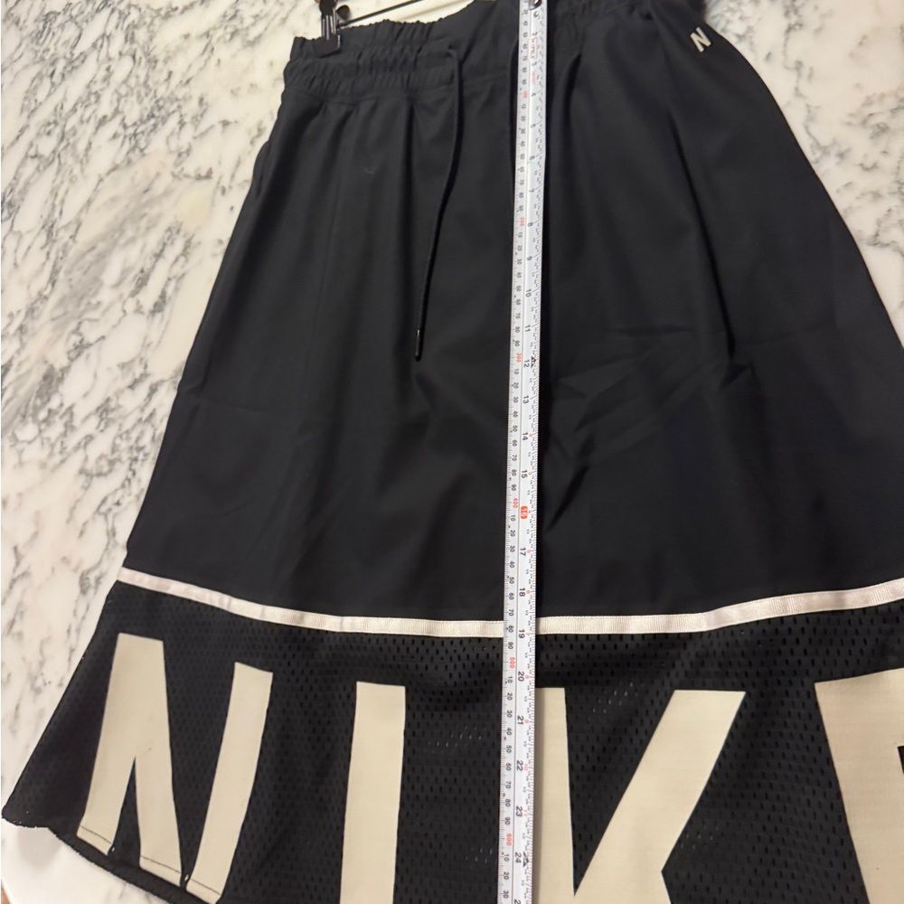 Vintage Nike Women's Black and White Skirt wide elastic waist drawstring - Picture 3 of 5